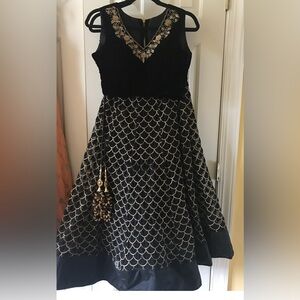 Elegant Black and Gold Women’s Lengha (Skirt, Blouse, & Duputta)